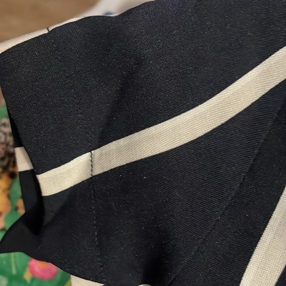 Denim & Flower - Picture 3 of 7